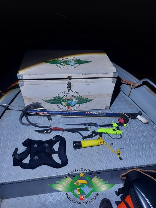 Polícia Ambiental multa pescadores por prática ilegal em Mira Estrela