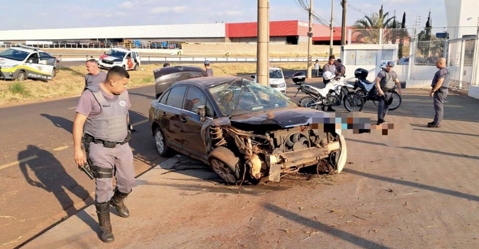 🚨 Perseguição policial termina em capotamento em Votuporanga