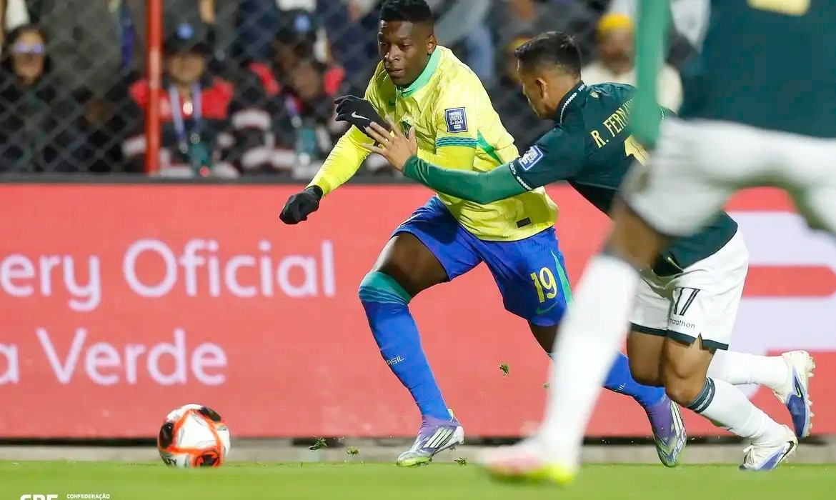 Eliminatórias: Brasil sucumbe à altitude e é derrotado pela Bolívia