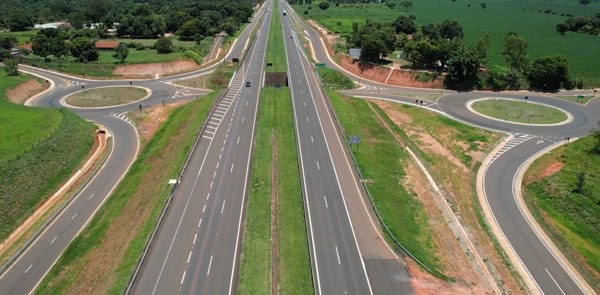 Governo de SP entrega vias marginais, viadutos e passarelas na rodovia Marechal Rondon em Araçatuba