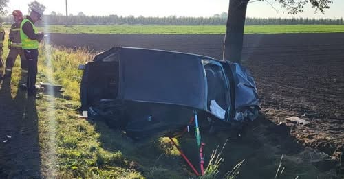 Jogadores brasileiros sofrem acidente de carro na Polônia, e um deles segue em estado grave