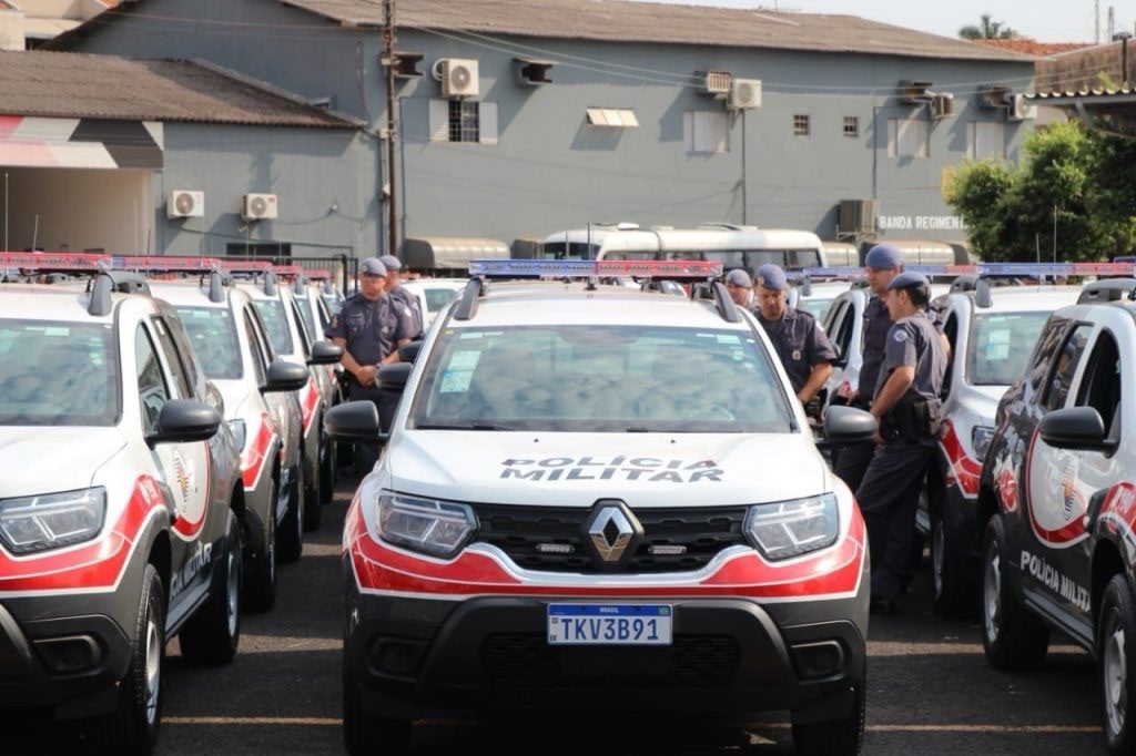 Governo de SP entrega 63 viaturas às polícias Civil e Militar da região