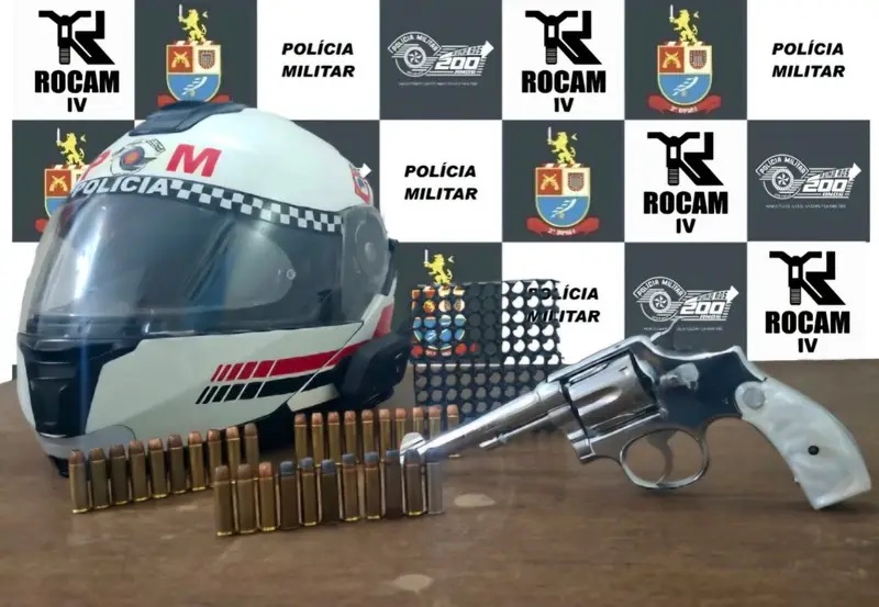 ROCAM de Birigui tira mais uma arma de circulação em abordagem no bairro Jacarandá