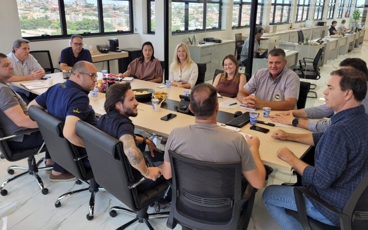 Churrascada do 8 une solidariedade com renda 100% para o Fundo Social