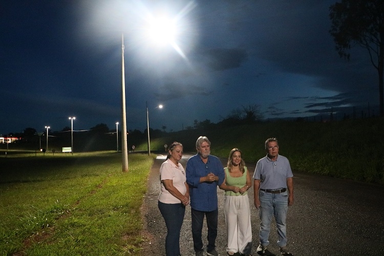 Prefeitura de Votuporanga entrega as obras de iluminação do trevo de Simonsen
