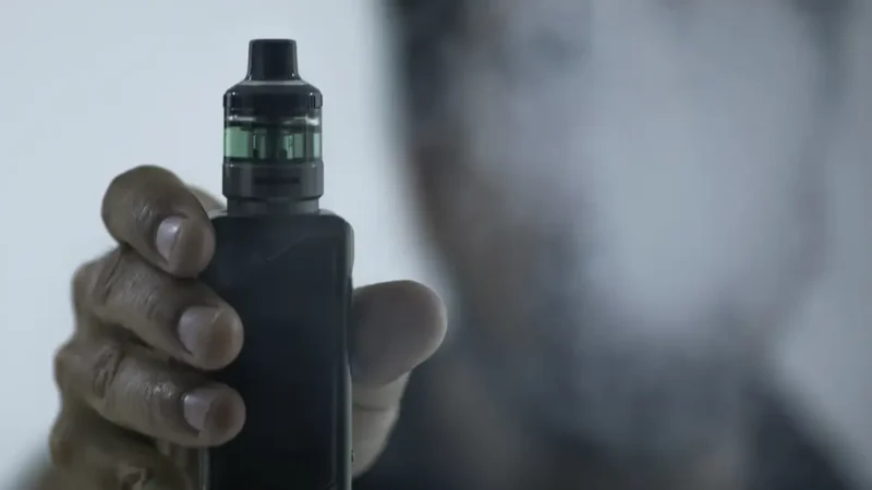 Anvisa e MPF assinam acordo para combater cigarros eletrônicos